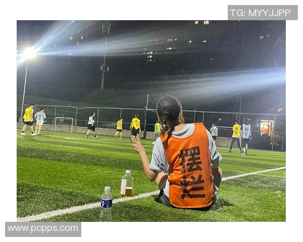 飞盘新手必看：提升场上意识的实用技巧与训练方法分享